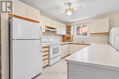 204A THE QUEENSWAY S Georgina (Keswick North) Ontario photo 12