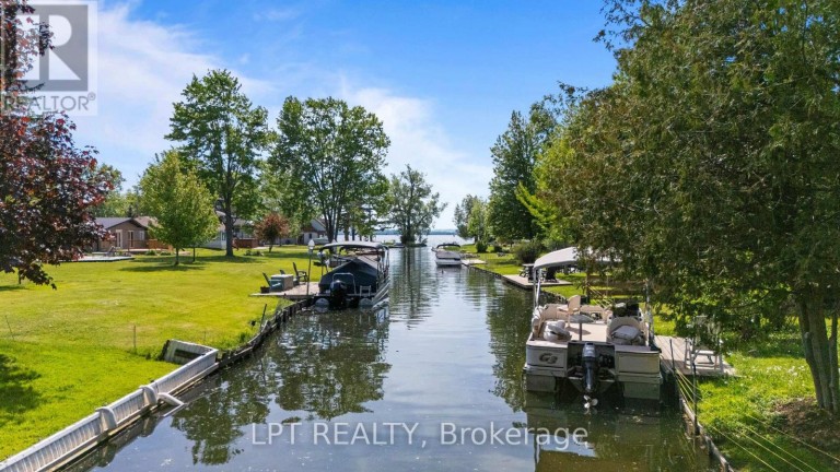 204A THE QUEENSWAY S, Georgina (Keswick North), Ontario, L4P2A6