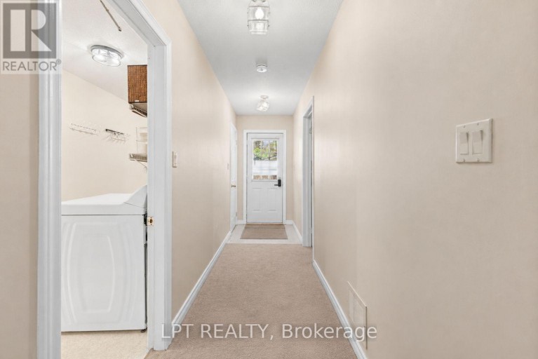 204A THE QUEENSWAY S, Georgina (Keswick North), Ontario, L4P2A6