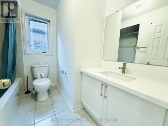 137 LARAMIE CRESCENT Vaughan (Patterson) Ontario photo 12