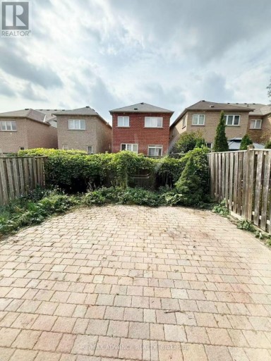 137 LARAMIE CRESCENT, Vaughan (Patterson), Ontario, L6A0R1