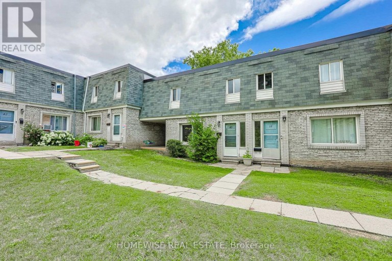 40 - 1350 WINDING TRAIL, Mississauga (Applewood), Ontario, L4Y2T8