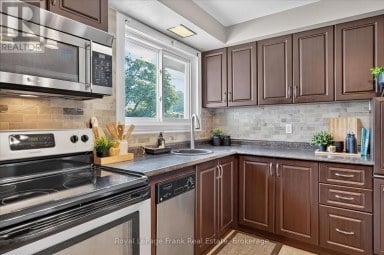 870 HEMLOCK STREET Peterborough (Northcrest Ward 5) Ontario photo 10