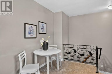870 HEMLOCK STREET Peterborough (Northcrest Ward 5) Ontario photo 15