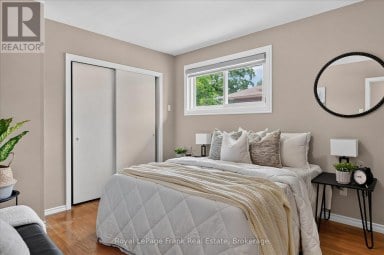 870 HEMLOCK STREET Peterborough (Northcrest Ward 5) Ontario photo 16