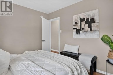 870 HEMLOCK STREET Peterborough (Northcrest Ward 5) Ontario photo 19