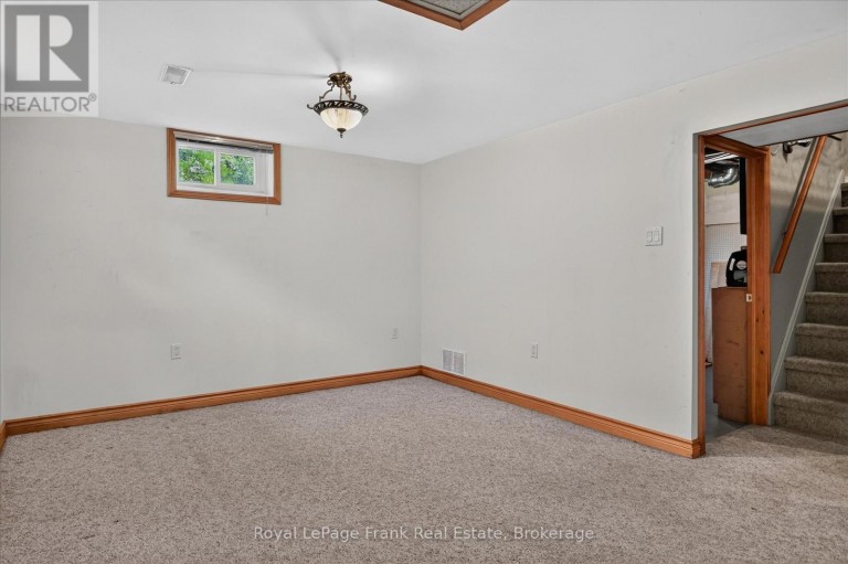 870 HEMLOCK STREET, Peterborough (Northcrest Ward 5), Ontario, K9H6C9