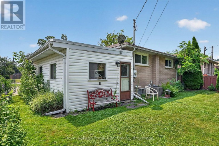 870 HEMLOCK STREET, Peterborough (Northcrest Ward 5), Ontario, K9H6C9
