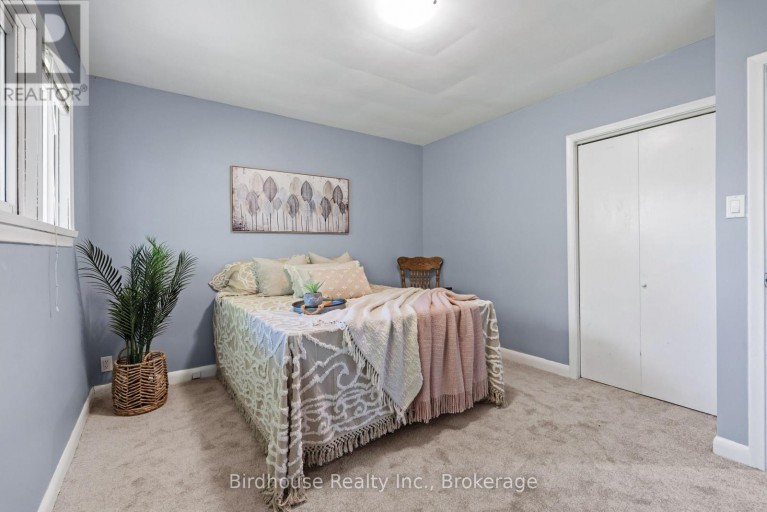 168 ADELAIDE STREET N, Kawartha Lakes (Lindsay), Ontario, K9V4M6