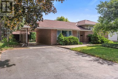 168 ADELAIDE STREET N Kawartha Lakes (Lindsay) Ontario photo 2