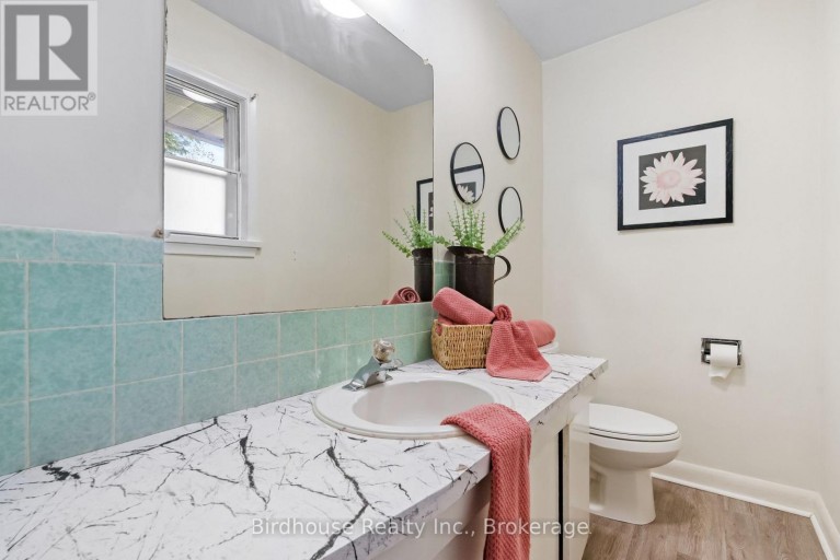 168 ADELAIDE STREET N, Kawartha Lakes (Lindsay), Ontario, K9V4M6