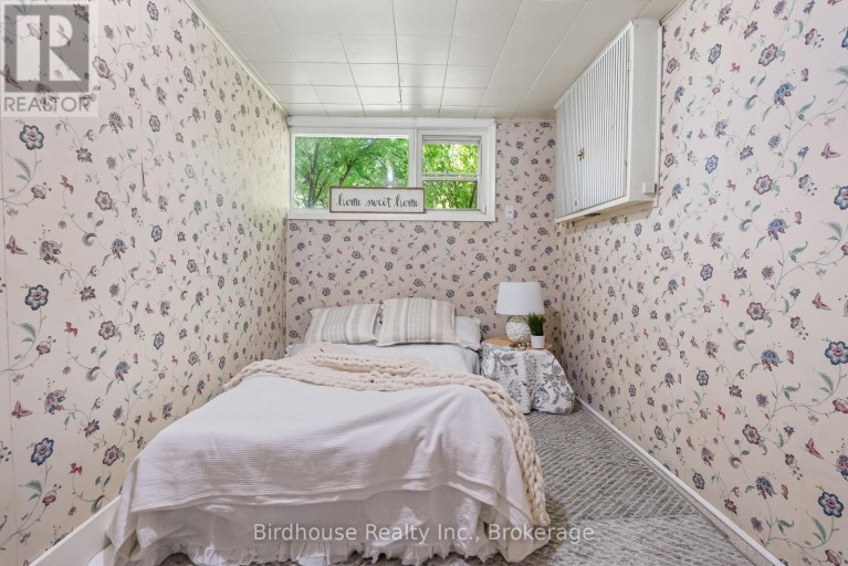 168 ADELAIDE STREET N, Kawartha Lakes (Lindsay), Ontario, K9V4M6