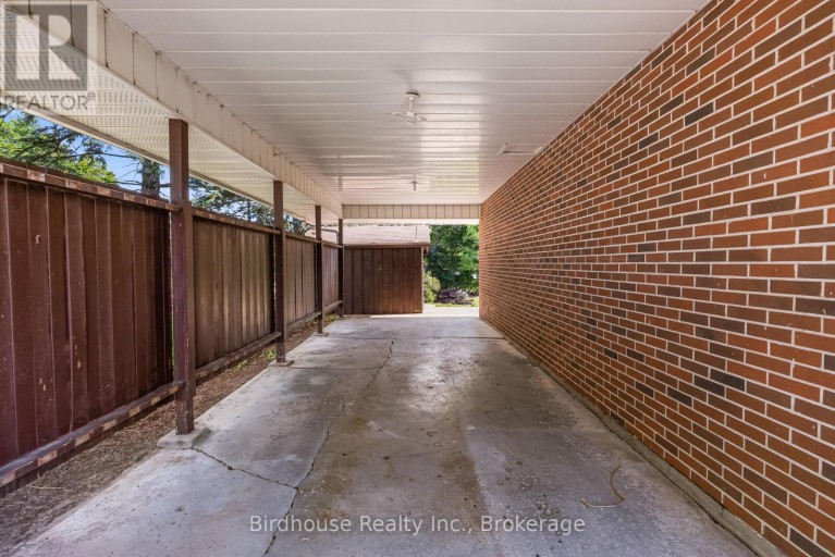 168 ADELAIDE STREET N, Kawartha Lakes (Lindsay), Ontario, K9V4M6