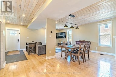 907 HIGHWAY 7 Kawartha Lakes (Oakwood) Ontario photo 39