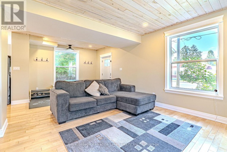 907 HIGHWAY 7, Kawartha Lakes (Oakwood), Ontario, K0M2M0