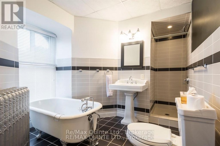 5 - 116 KING STREET, Quinte West (Trenton Ward), Ontario, K8V3W3