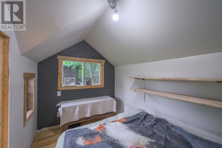 152 ELM STREET, West Elgin (West Lorne), Ontario, N0L2P0