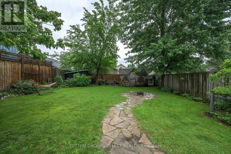 152 ELM STREET, West Elgin (West Lorne), Ontario, N0L2P0
