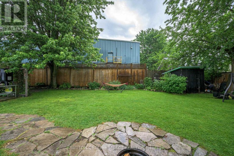 152 ELM STREET, West Elgin (West Lorne), Ontario, N0L2P0