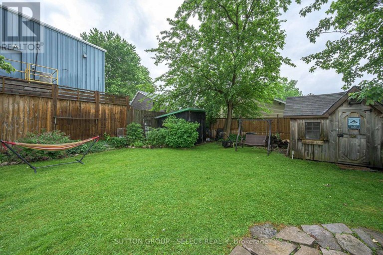 152 ELM STREET, West Elgin (West Lorne), Ontario, N0L2P0