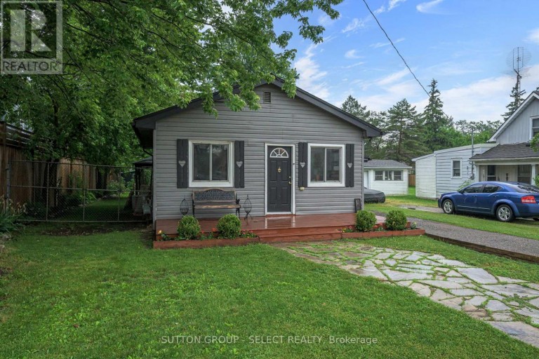 152 ELM STREET, West Elgin (West Lorne), Ontario, N0L2P0
