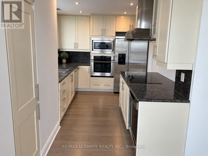 4212 - 761 BAY STREET, Toronto (Bay Street Corridor), Ontario, M5G2R2