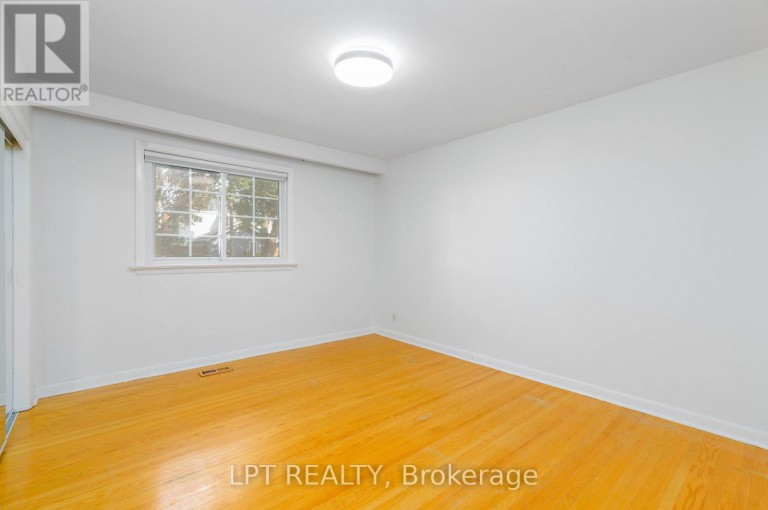 67 WOODTHORPE ROAD, Toronto (Victoria Village), Ontario, M4A1S6