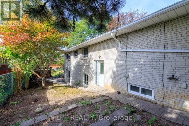 67 WOODTHORPE ROAD Toronto (Victoria Village) Ontario photo 32