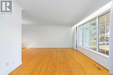 67 WOODTHORPE ROAD Toronto (Victoria Village) Ontario photo 9