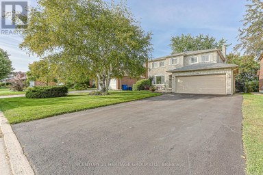 66 HOWLETT AVENUE Newmarket (Huron Heights-Leslie Valley) Ontario photo 1