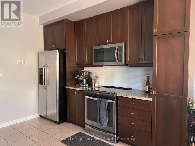 122 DELPHI LANE, Blue Mountains, Ontario, N0H1J0