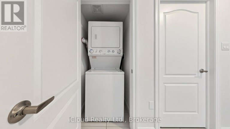 193 THORNBUSH BOULEVARD E, Brampton (Northwest Brampton), Ontario, L7A4R7