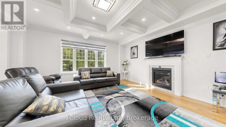 193 THORNBUSH BOULEVARD E, Brampton (Northwest Brampton), Ontario, L7A4R7