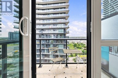 PH06 - 39 ANNIE CRAIG DRIVE Toronto (Mimico) Ontario photo 15