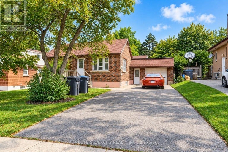 30 WOODWARD AVENUE, Brampton (Brampton North), Ontario, L6V1K1