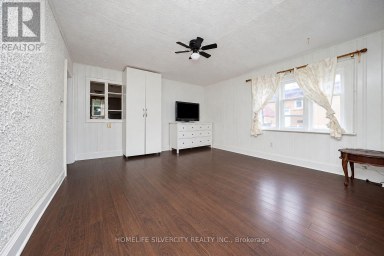 30 WOODWARD AVENUE Brampton (Brampton North) Ontario photo 3