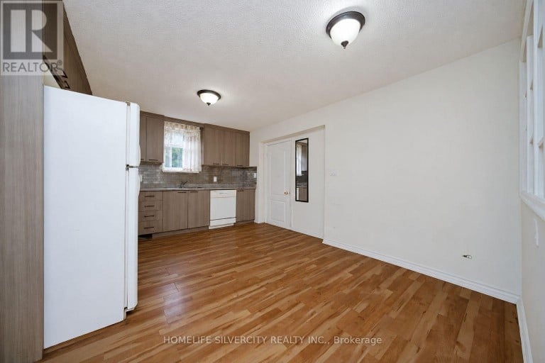 30 WOODWARD AVENUE, Brampton (Brampton North), Ontario, L6V1K1