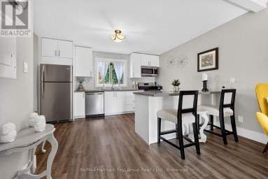 10 LINCOLN STREET Ajax (Central West) Ontario photo 26