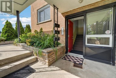 10 LINCOLN STREET Ajax (Central West) Ontario photo 4