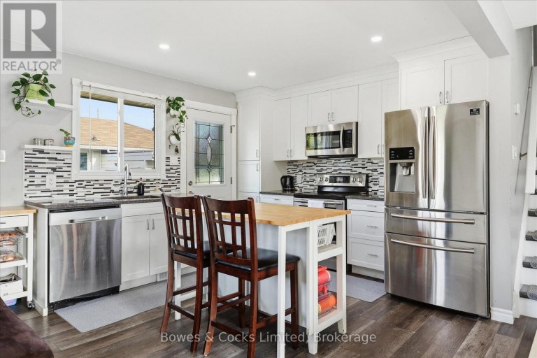 532 RAYMOND STREET, Peterborough (Northcrest Ward 5), Ontario, K9H5M9