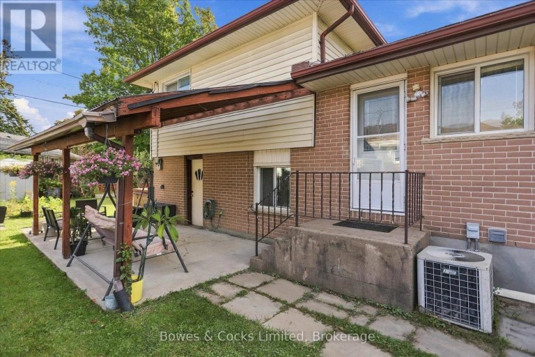 532 RAYMOND STREET, Peterborough (Northcrest Ward 5), Ontario, K9H5M9