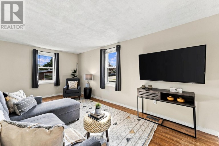 12 SINGLETON STREET, Brighton, Ontario, K0K1H0