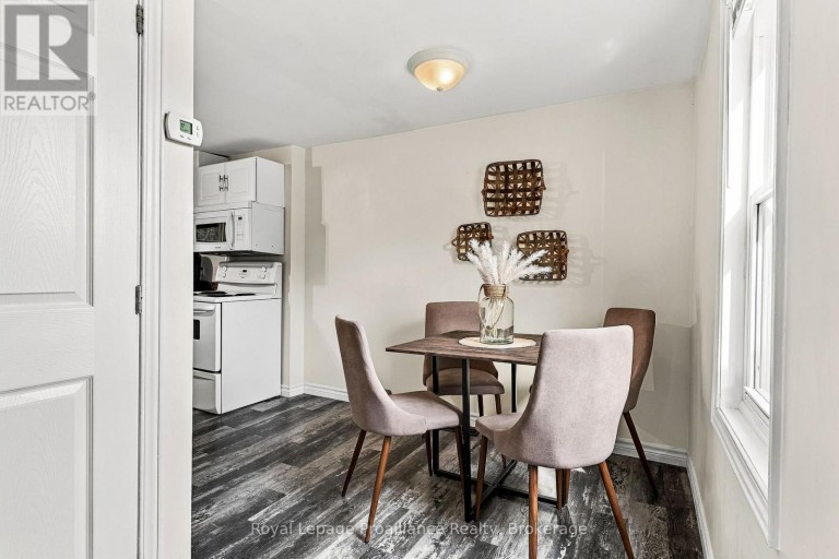 12 SINGLETON STREET, Brighton, Ontario, K0K1H0
