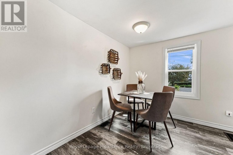 12 SINGLETON STREET, Brighton, Ontario, K0K1H0