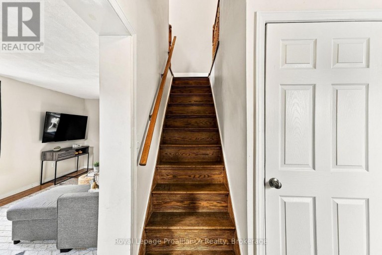 12 SINGLETON STREET, Brighton, Ontario, K0K1H0