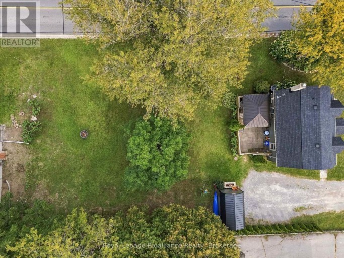 12 SINGLETON STREET, Brighton, Ontario, K0K1H0