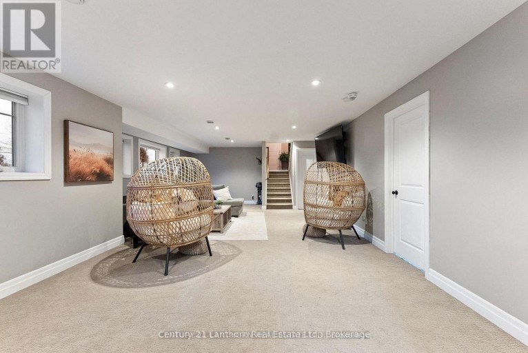 20846 LOYALIST PARKWAY, Prince Edward County (Ameliasburg Ward), Ontario, K0K1T0