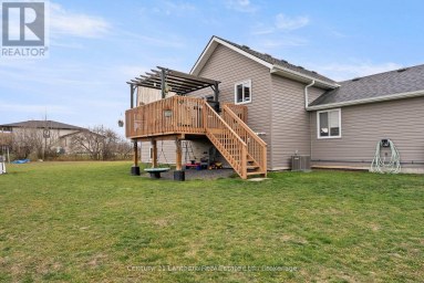 20846 LOYALIST PARKWAY Prince Edward County (Ameliasburg Ward) Ontario photo 28
