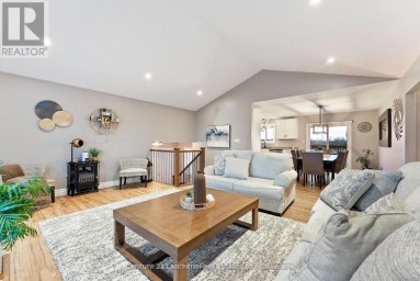 20846 LOYALIST PARKWAY Prince Edward County (Ameliasburg Ward) Ontario photo 4