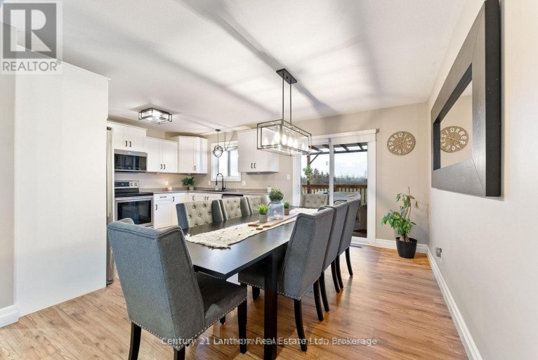 20846 LOYALIST PARKWAY, Prince Edward County (Ameliasburg Ward), Ontario, K0K1T0